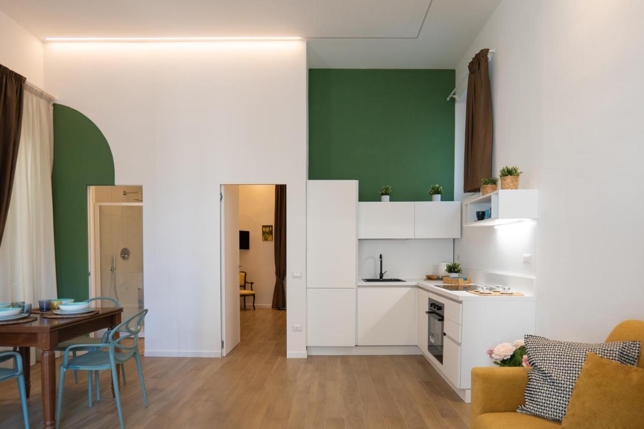 Relais Palazzo Olimpia - Corso Vittorio Emanuele Apartment Salerno Bagian luar foto